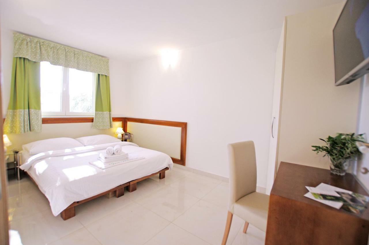 Apartman Murter Center 4+1 Id 720 Apartment Exterior foto